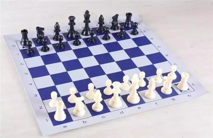 Mini ChessHouse Club Chess Set